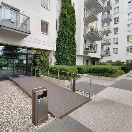 Urocze Mieszkanie Z Tarasem.gym.netflix.wifi Apartment *