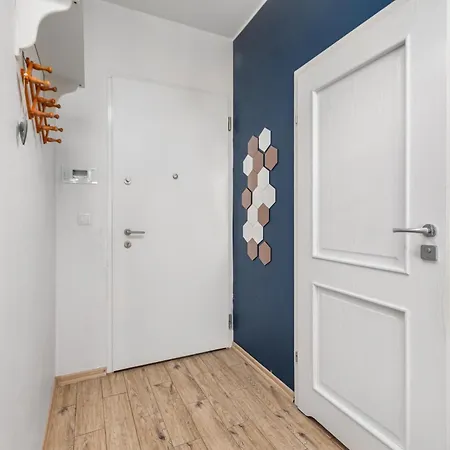 Jasnodworska 3A By Homeprime *