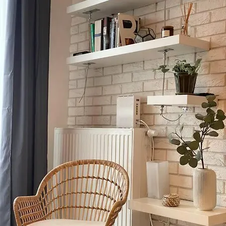 Urocze Mieszkanie Z Tarasem.gym.netflix.wifi 아파트 바르샤바